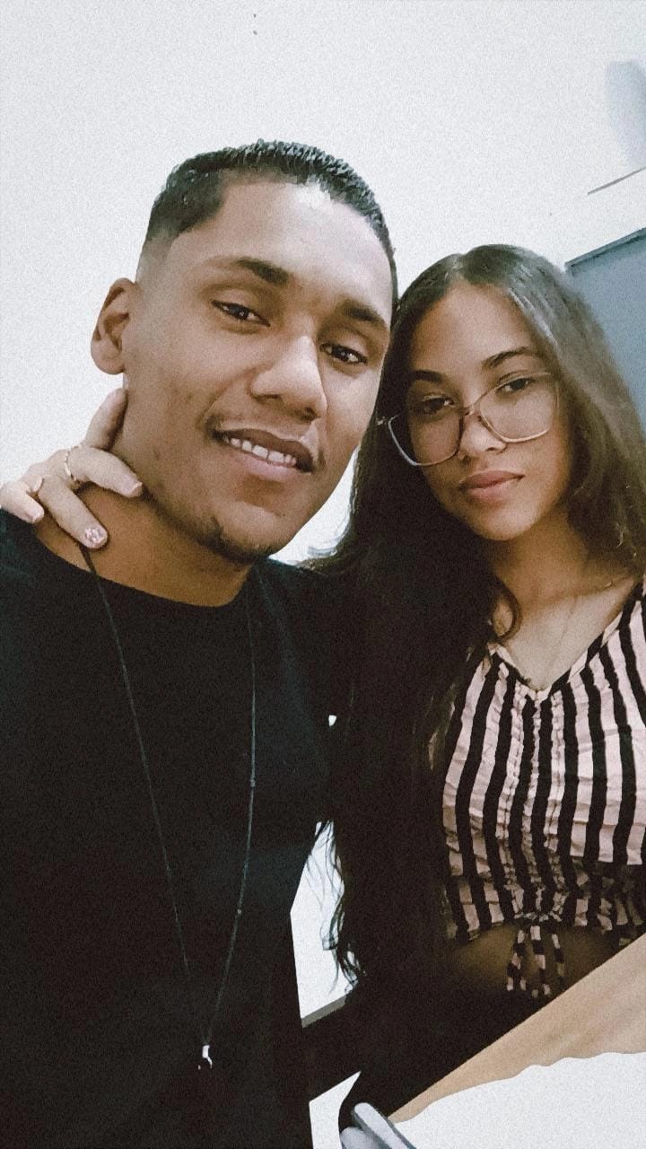 Casal Ruan e Débora